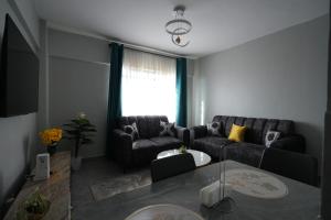 Modern 2-Bedroom Apartment Near Kisumu CBD, Free WiFi, Parking & Security