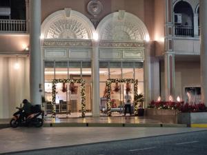 McKinley Hill Lavish1BR Flat Next to Venice Mall