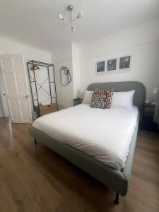 Liverpool Daffodil House - 3 Bed - Close to Sefton Park & Lark Lane