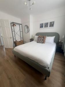 Liverpool Daffodil House - 3 Bed - Close to Sefton Park & Lark Lane