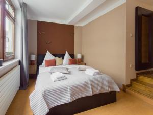 Triplex Apartment with Private Terrace