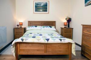 Carloway Self Catering An Taigh Clach - The Stone House