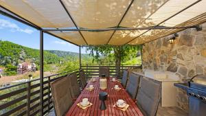 Villa Vista by Villas Guide