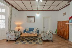 SaffronStays MulberryVilla - Garden