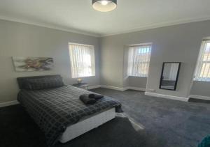 Fraserburgh Town Centre - Sleeps 5 - Pool Table