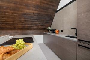 Luxury Apartment in Kościelisko with Mountain View and Air Conditioned Living Room by Renters Prestige