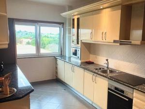 Avenida do Brasil , Lisbon residence