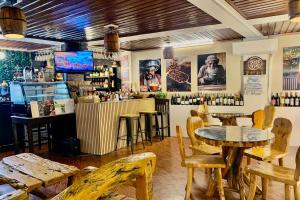 Barelle Hostel, Coffee and Wine Bar