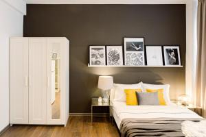 Historic Old Town Living - Smardan Street Studios