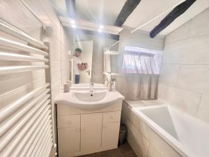 REFUGE CHAMPETRE - Moderne & Confort - Jardin Terrasse Barbecue - Parking et Wifi Gratuit - ESPACE ET DETENTE - Parfaitement équipé - Idéal FAMILLE