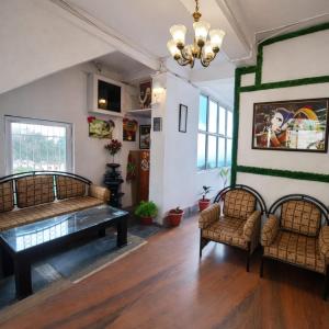 Boutique Tribhuwan Hill View Hotel Free Wifi and Parking Facilities - Best Services - Prime Location- Premium Hotel In Ranikhet