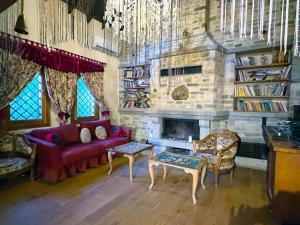 Nurmahal Art und History