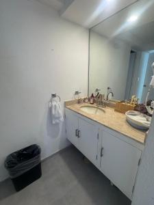 Departamento con vista al mar y acceso privado a playa