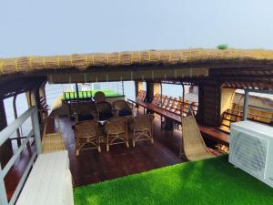 Kalappura Houseboats & Tours