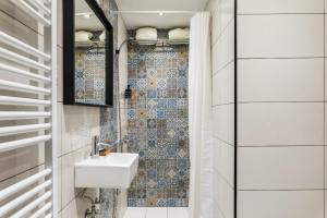 Restored, immaculate condo @ historic center #1