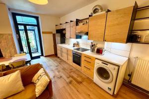 Charming apartment in Nantes with garden and sauna