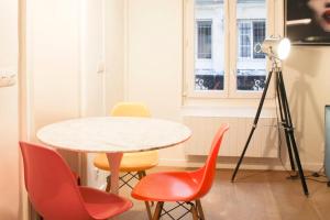 Bright and central studio for 4 in Paris