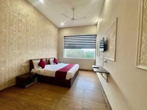 Hotel O Paradise Palace