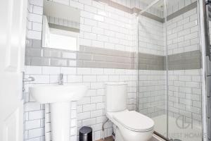 Guest Stays - Bridge Street Apartment