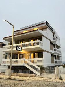 Alto House Faro, AL de Assinatura Modernista