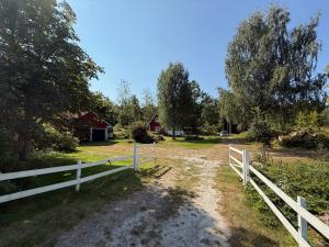 Forrest cottage by the lake