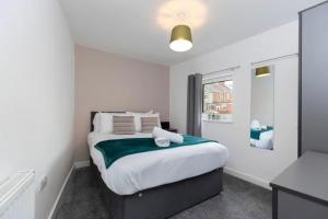 DiscountsContractorsWIFIFree ParkingSmart TV