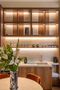 2BDR 6P central A C apt - heart of Nice