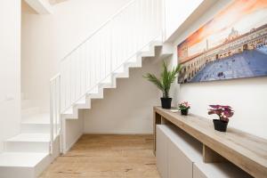 Serlio Luxury House near City Center, Station