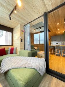 Schuss Residence Sleek Apartment by Alpstays