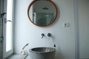 Goodnight Palermo - Mars Apartment