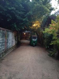 Surf Kin Garden Inn
