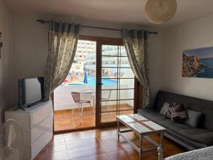 Garden City heated pool, near beach, Costa Adeje