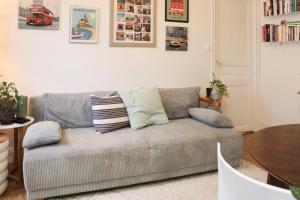 Bright apartment near Paris for 4