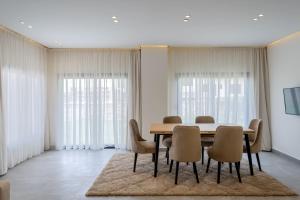 The Green Escape 4BR Villa By Travelholic