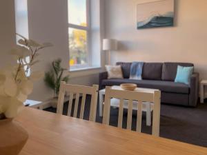 Euston Road - Beach Apartment 10
