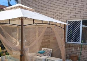 Air conditioned Holiday Dream Castle Youth Hotel