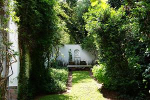 The House On Straight Avenue