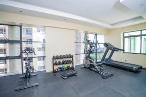 Spacious 2 bedroom In Kilimani with a view gym n pool