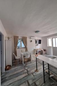 Apartman Mediteraneo 2 by Villas Guide