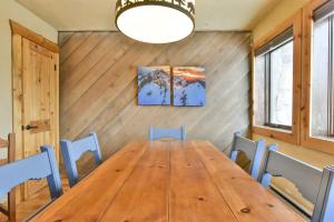 Park Place Mount Massive Condo: Ski-in, Prime Location