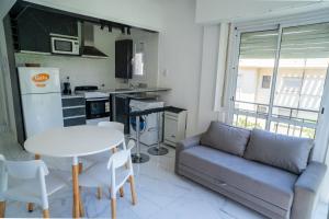 Check and Home - Corrientes - 4 Huéspedes Reciclado en el Centro