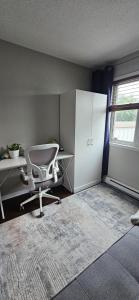 Boho Retreat 3BD Condo Close to Ottawa