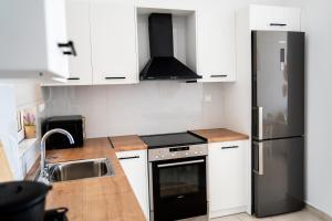 Renas Guesthouse