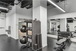 Blueground Mid-Wilshire AC wd nr LACMA LAX-1299