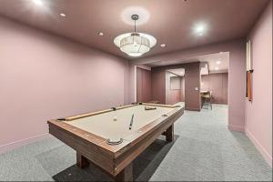 Blueground Mid-Wilshire AC wd nr LACMA LAX-1299