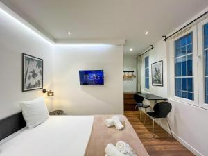 UrbanFlat 207 - Beautiful Studio in the center of Paris