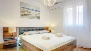 Villa Noemi-Liznjan by Villas Guide