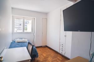 Check and Home - Independencia - 6 huéspedes Moderno tipo Duplex con Cochera en el Centro