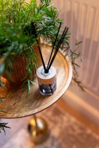 Flatzy - City Centre Retreat - Sleeps 8 - 2 Baths