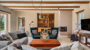 Family villa Rapavel with pool in Visnjan